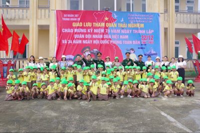 Trải nghiệm thăm quan doanh trại bộ đội ngày 22/12