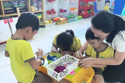 Thao giảng khám phá “Dấu vân tay trông như thế nào?”